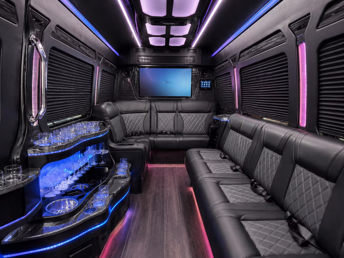 cantoncharterbuscompany com makes it possible to run a recurring employee shuttle on your schedule