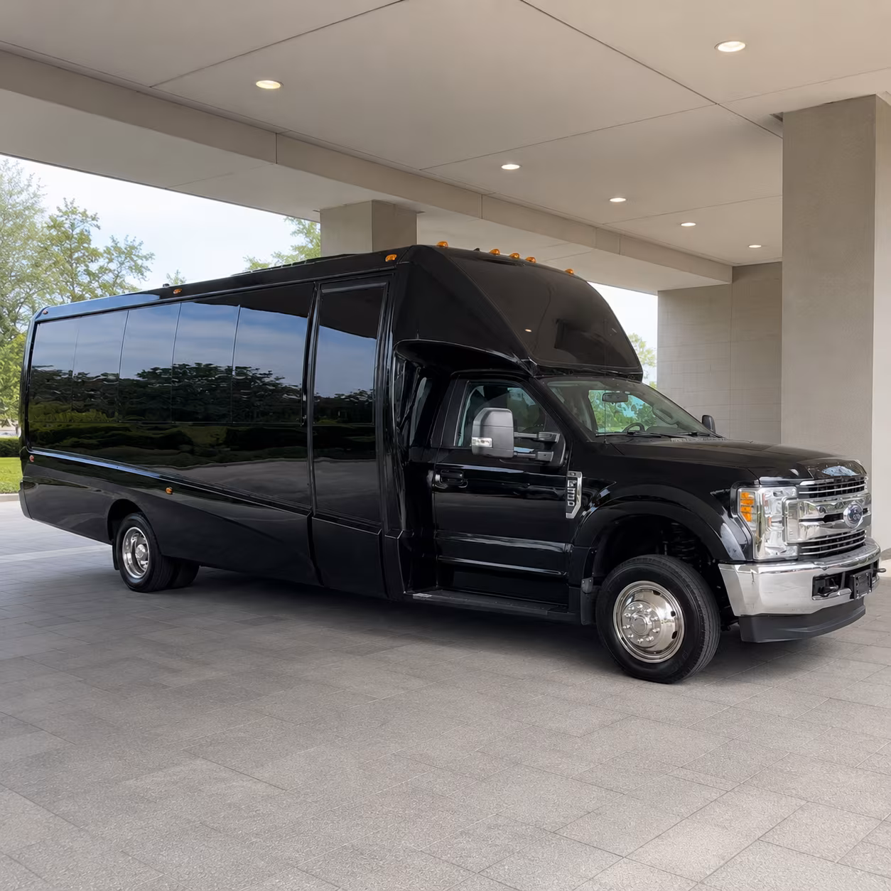 lorain bus rentals